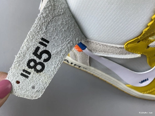 1 NRG AQ0818-149 Yellow-Cone Powder Off-White Dark Jordan x Air White 0816